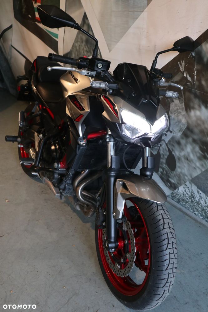 Kawasaki Z 650 - 21