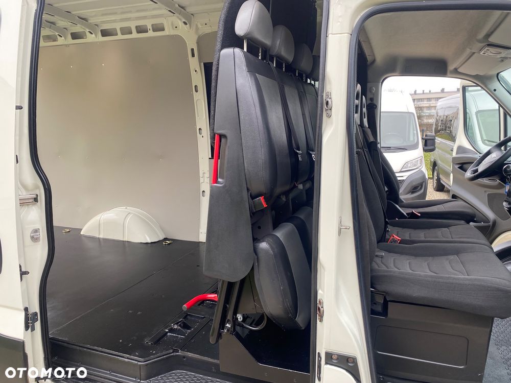 Iveco DAILY Brygadowe, 7-osobowe, serwisowane - 16