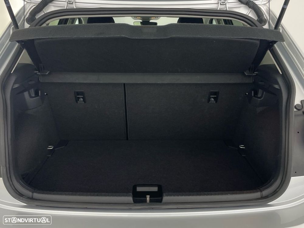 VW Polo 1.0 TSI Urban DSG - 13