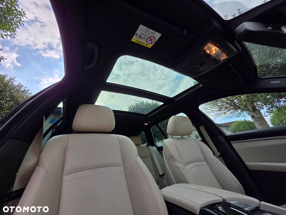 BMW Seria 5 530d xDrive Touring - 13