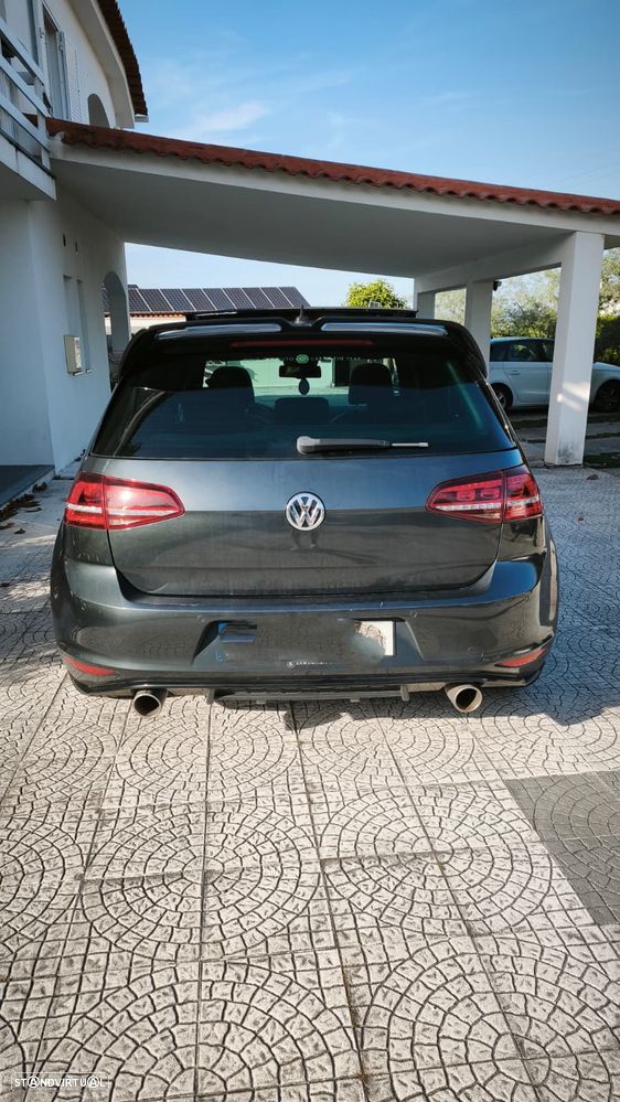 VW Golf 2.0 TDI GTD DSG - 5