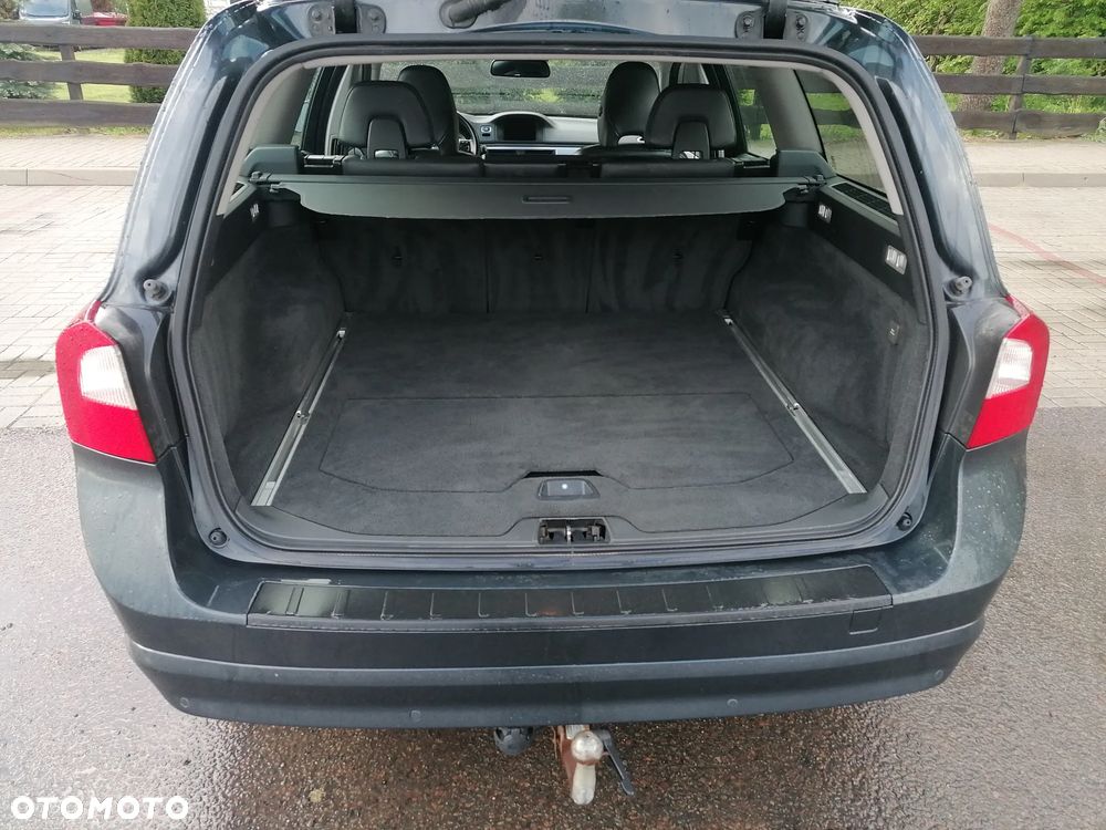 Volvo V70 D3 Summum - 10