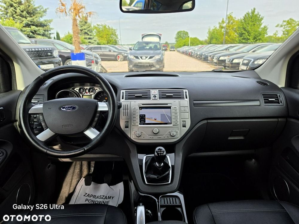 Ford Kuga 2.0 TDCi 4x4 Titanium - 32