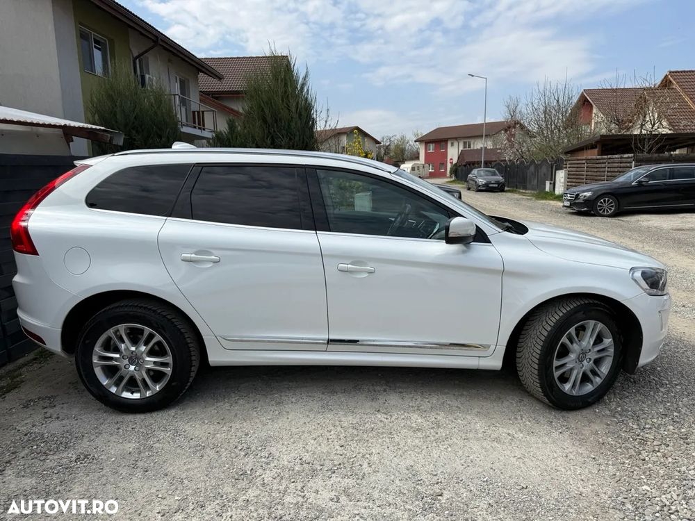 Volvo XC 60 D4 Momentum Pro - 8