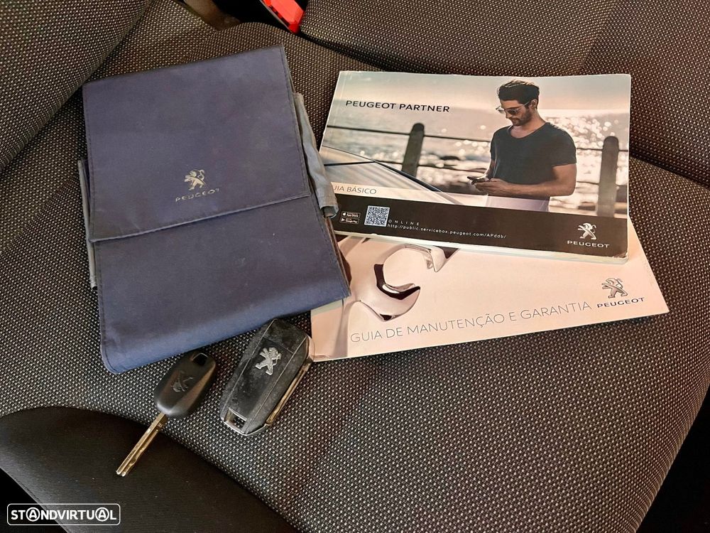 Peugeot Partner 1.5 BlueHDi Asphalt Longa - 22