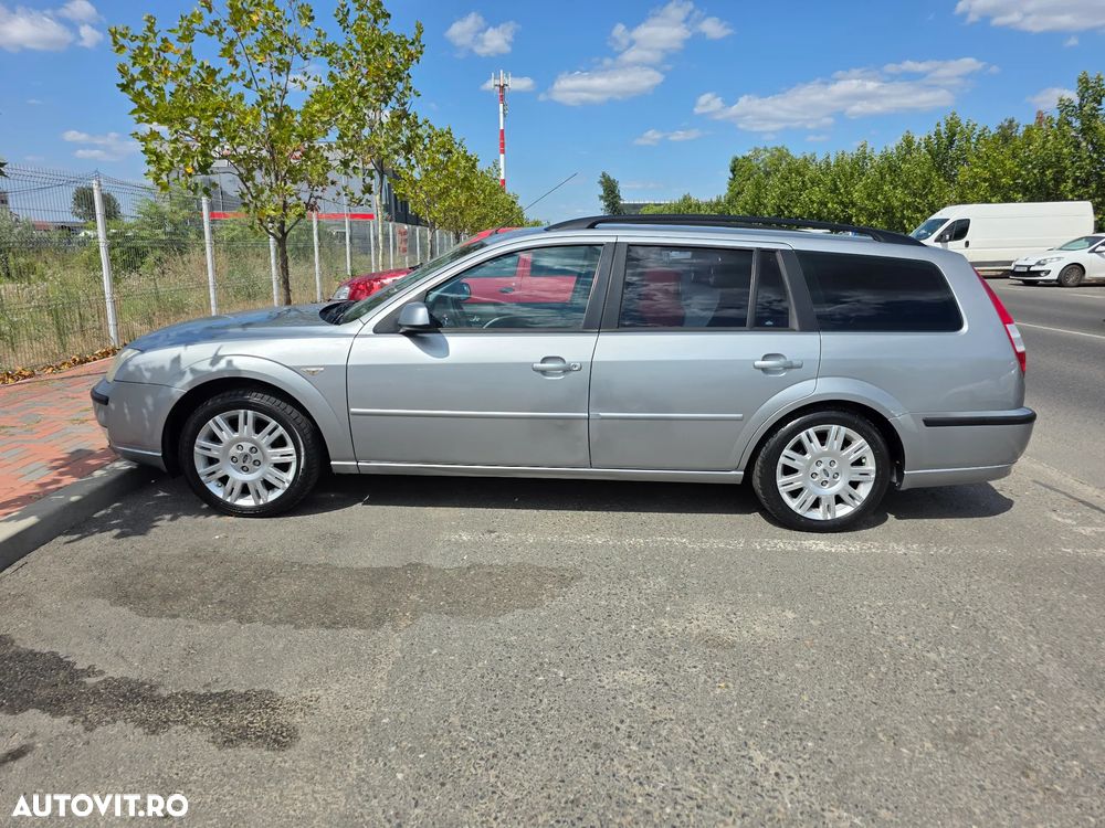 Ford Mondeo Wagon 1.8 Trend - 19