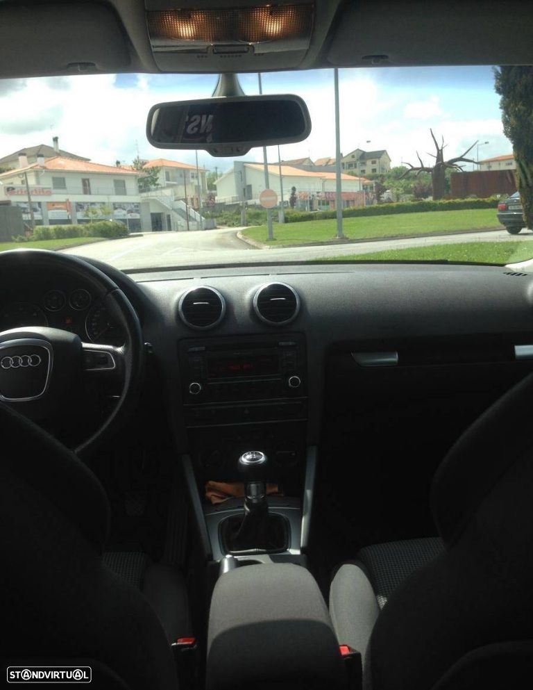 Audi A3 Sportback 1.6 TDI S line Sport Pack - 5