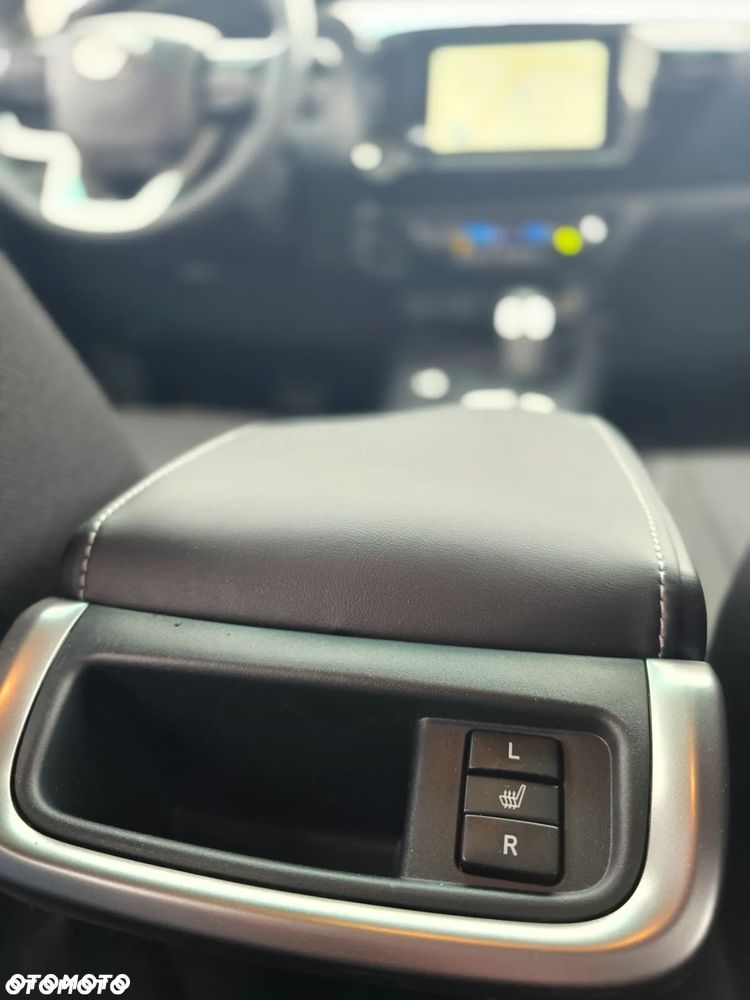 Toyota Hilux 2.8 D-4D Double Cab SR5+ 4x4 - 34