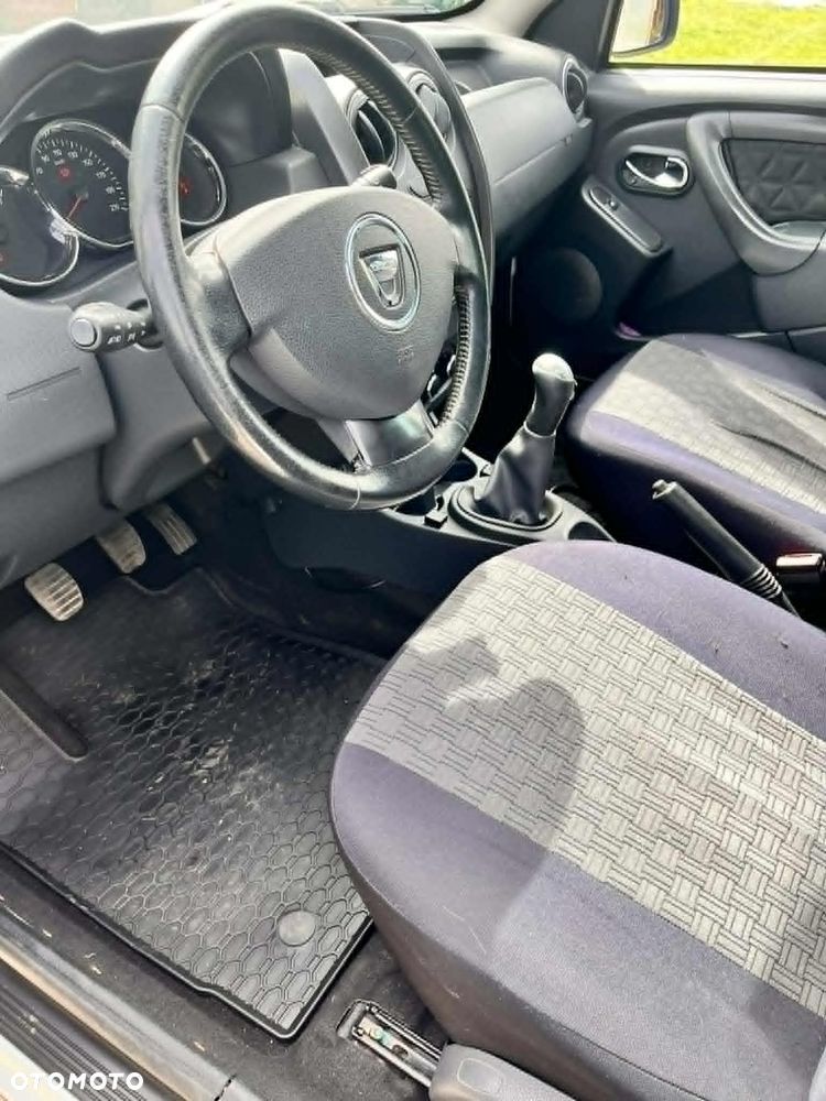 Dacia Duster 1.6 - 14