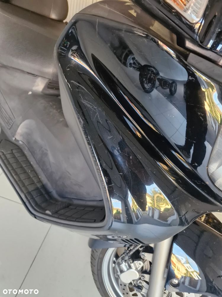 Suzuki Burgman - 5