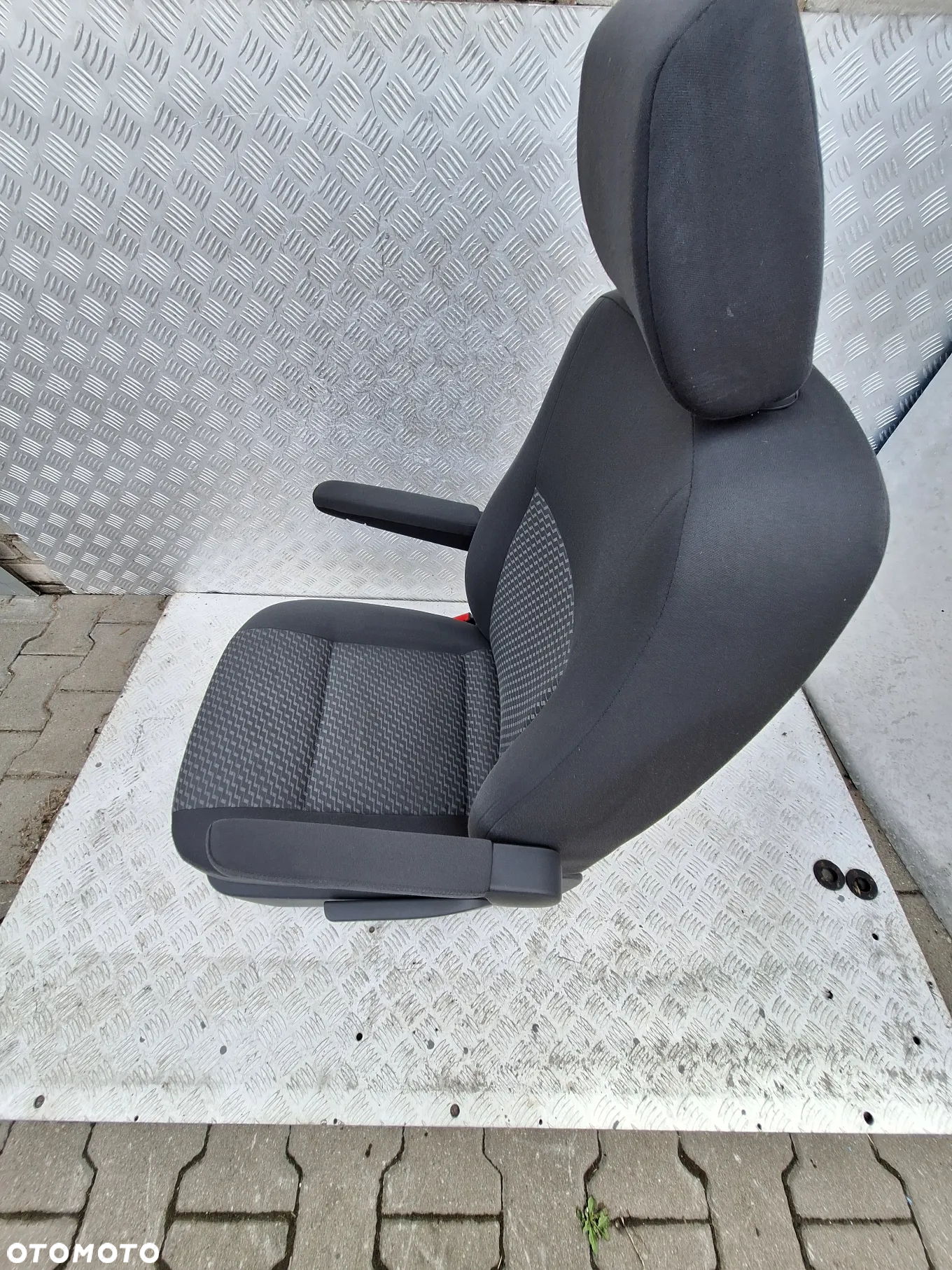 FOTEL LEWY PRZÓD KIEROWCY PODŁOKIETNIKI VW TRANSPORTER T5 CARAVELLE - 3