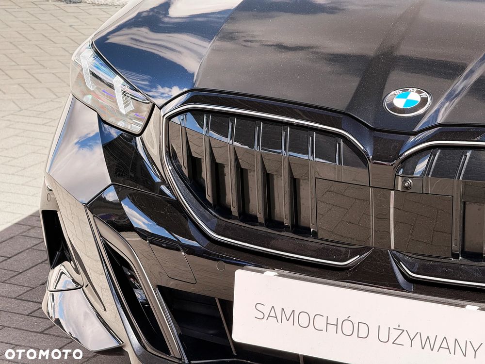 BMW Seria 5 520d xDrive - 6