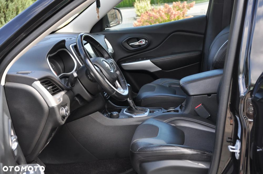 Jeep Cherokee 3.2 V6 Active Drive I Overland - 27