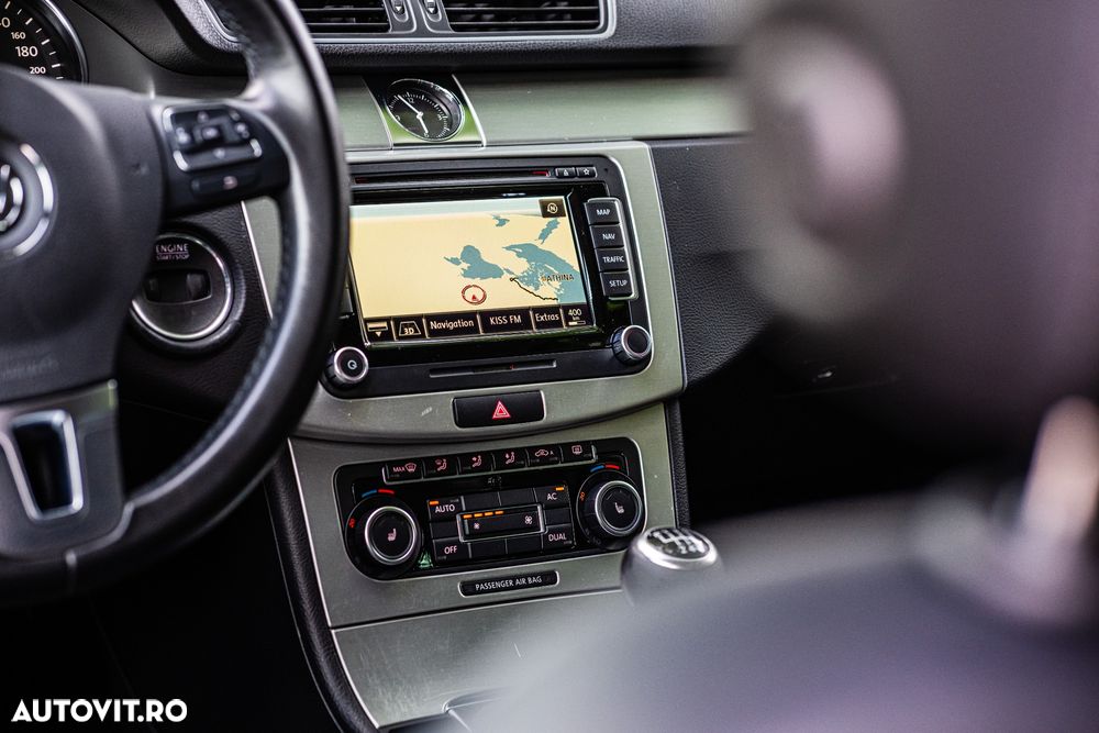 VOLKSWAGEN Passat 2011 — imagine 18