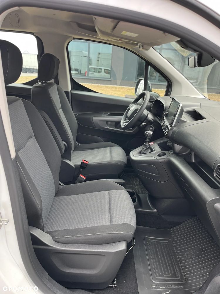 Toyota Proace City D-4D Long 2,3t Active (bryg.) - 11