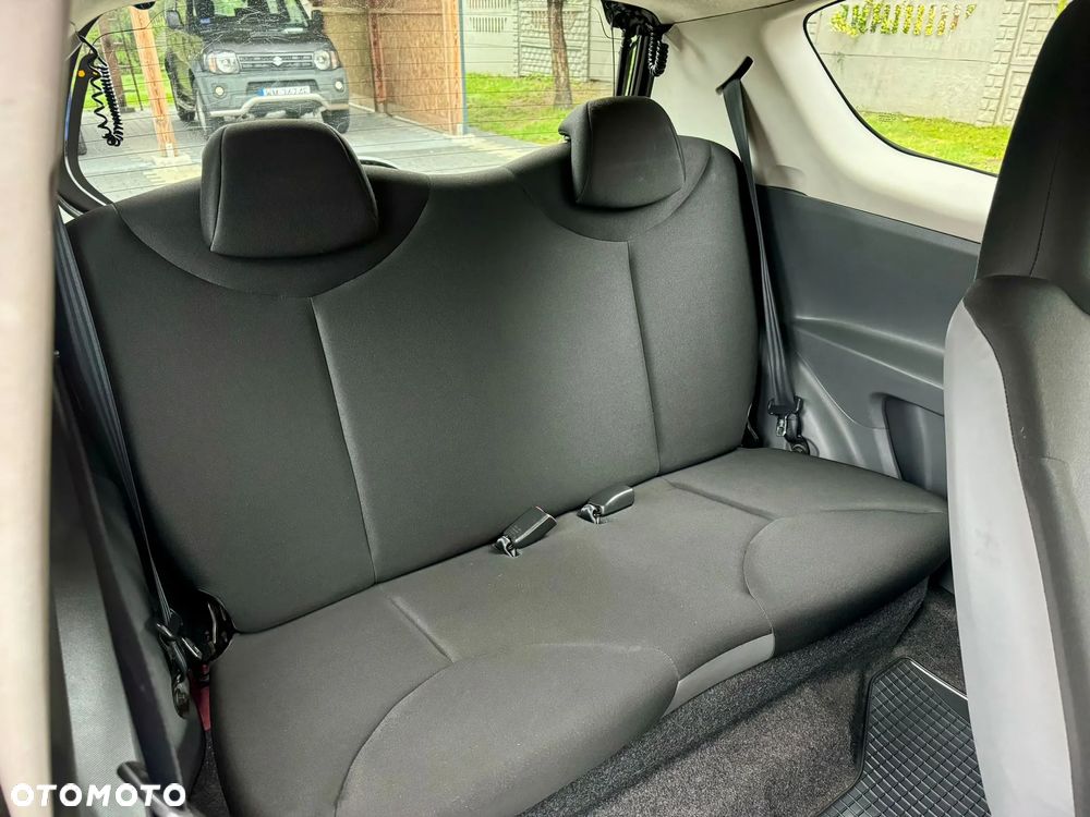 Toyota Aygo - 14