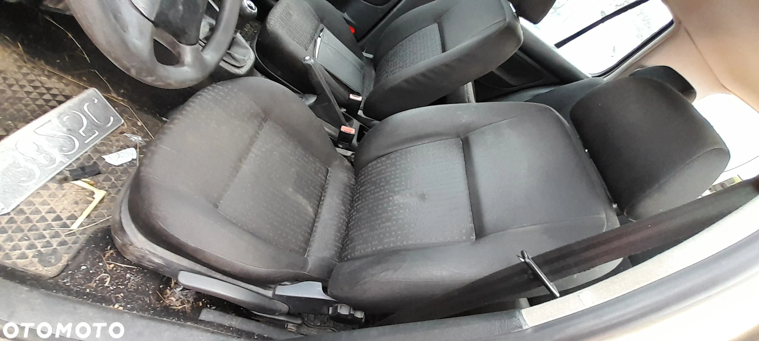 VW GOLF IV FOTEL LEWY KIEROWCY PRAWY PASAŻERA PRZÓD PRZEDNI nr. 38/9 - 2
