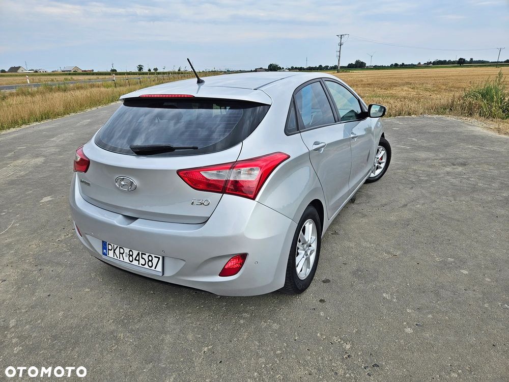 Hyundai i30 1.6 Automatik Style - 6