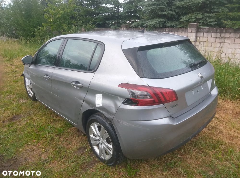Peugeot 308 - 5