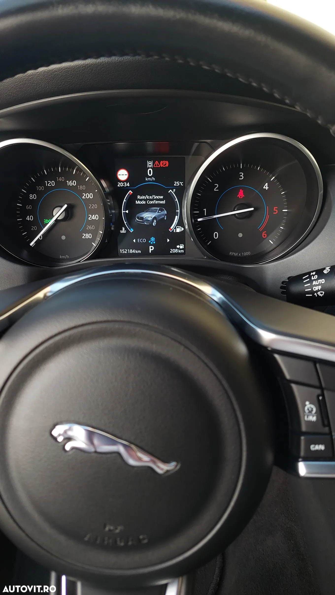 Jaguar F-Pace 20d Aut. R-Sport - 21