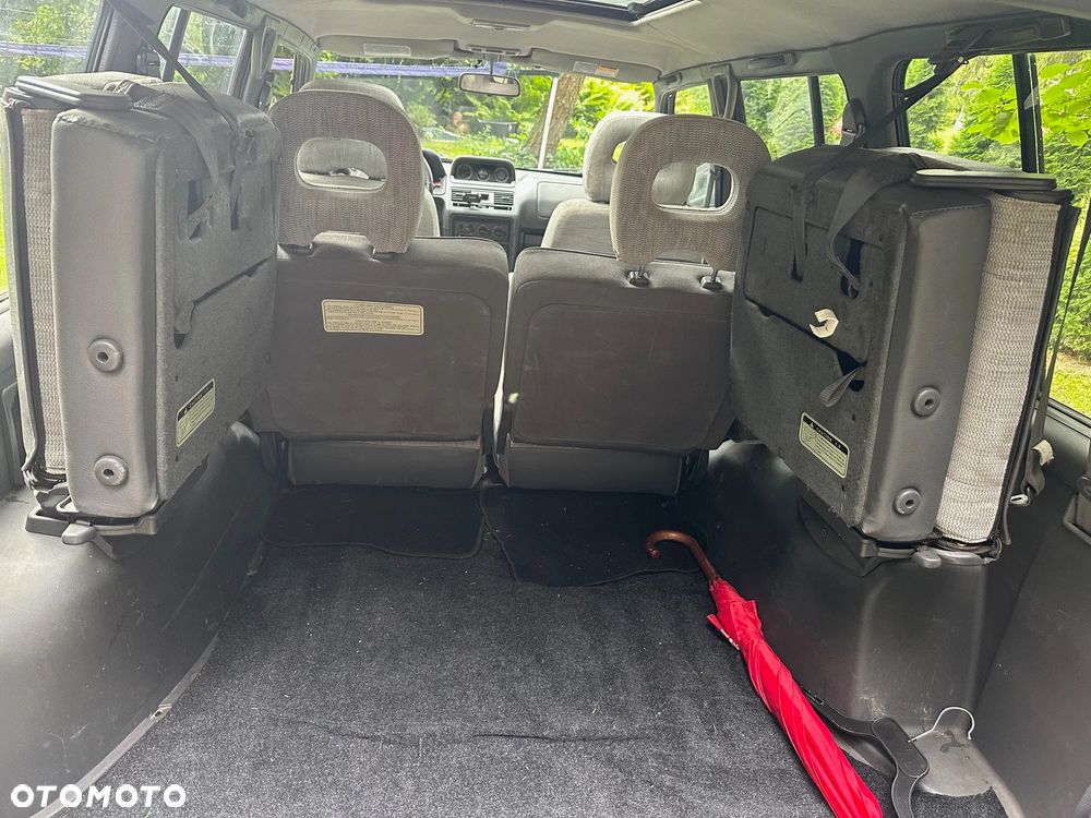 Mitsubishi Pajero - 14