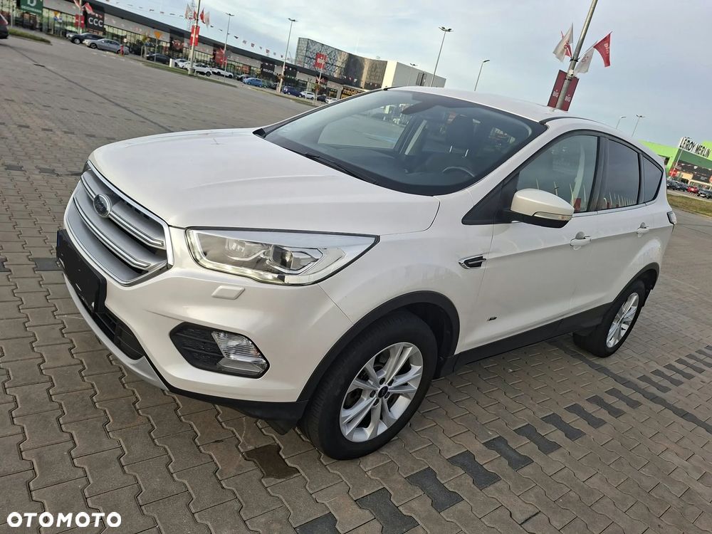 Ford Kuga - 9