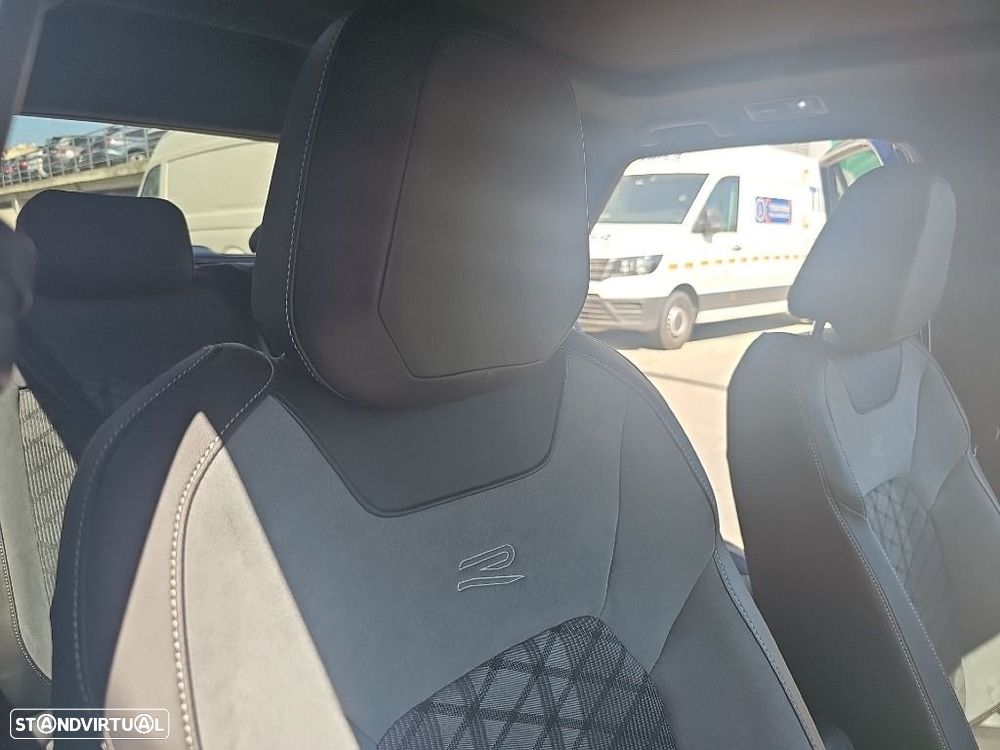 Volkswagen T-Roc 2.0 TDI R-Line DSG — fotografia 22