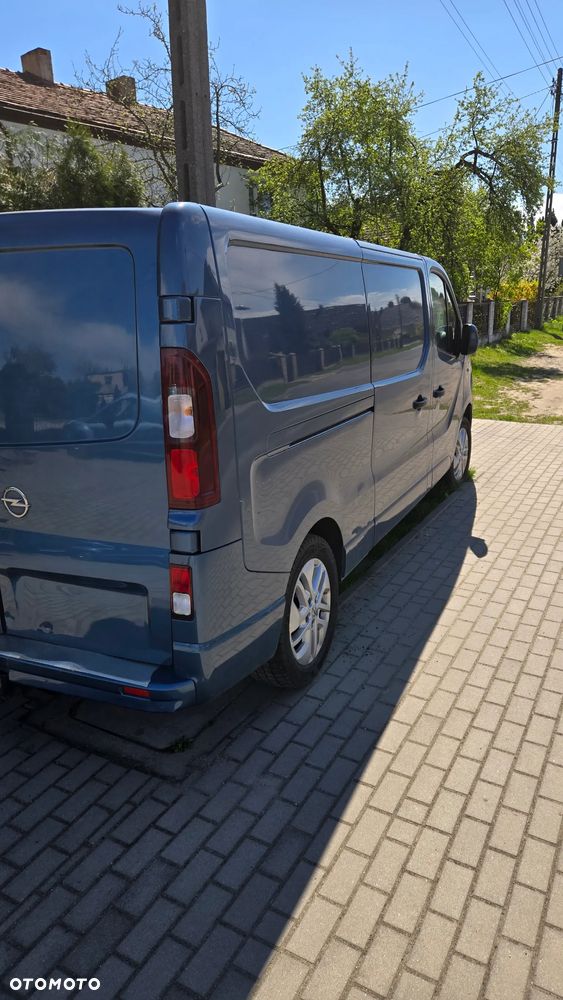 Opel Vivaro - 2
