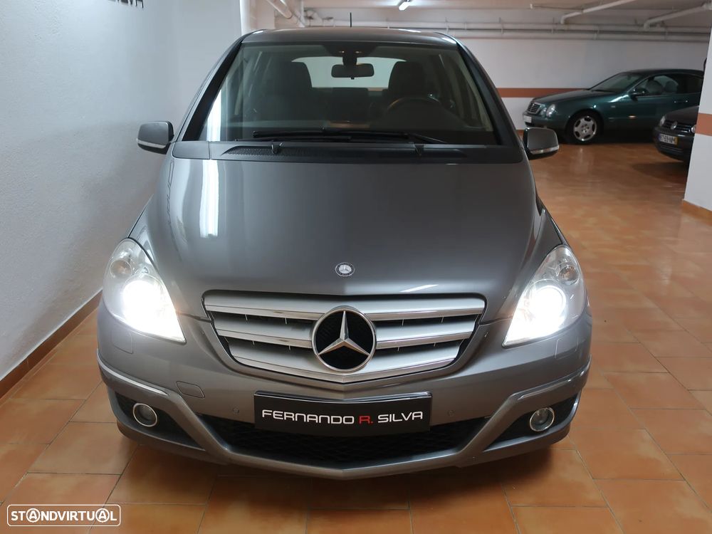 Mercedes-Benz B 200 CDI Autotronic - 35