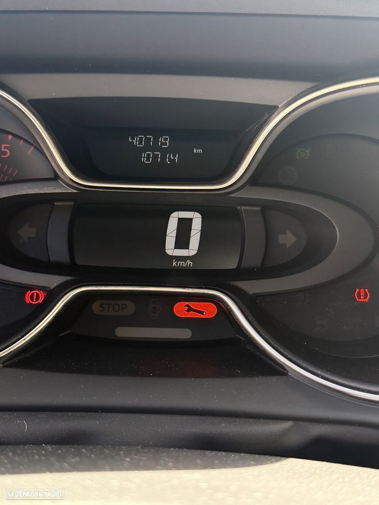 Renault Captur 1.5 dCi Red Edition - 21