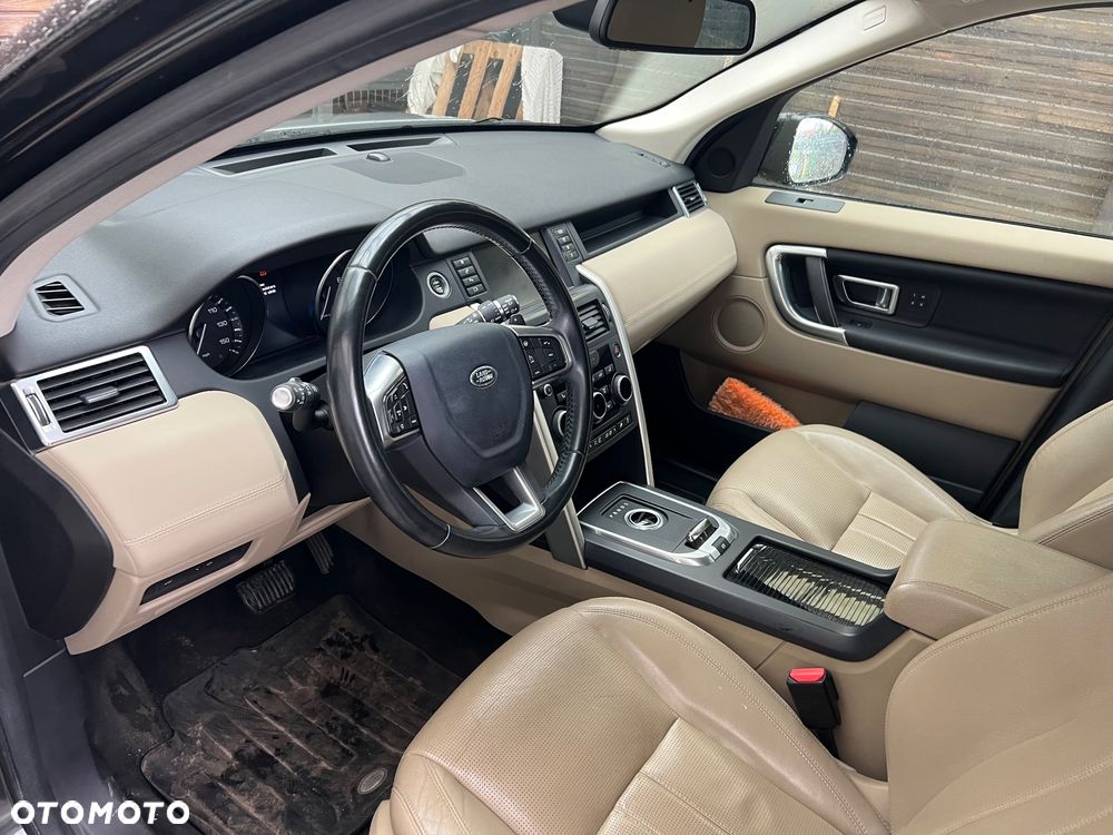 Land Rover Discovery Sport - 5