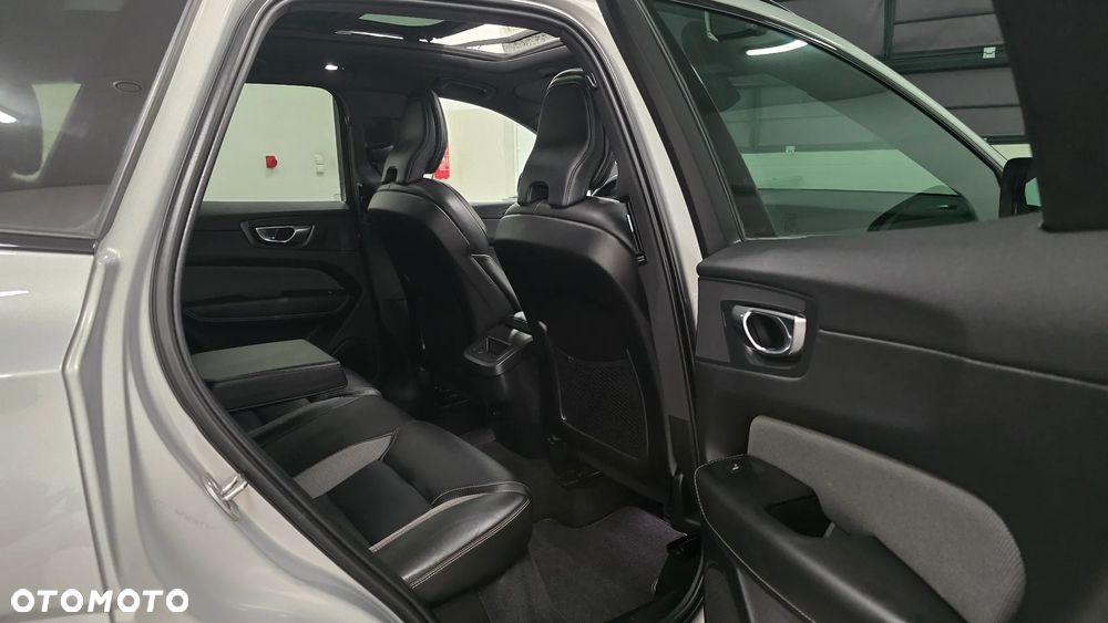 Volvo XC 60 B4 D Geartronic RDesign - 8