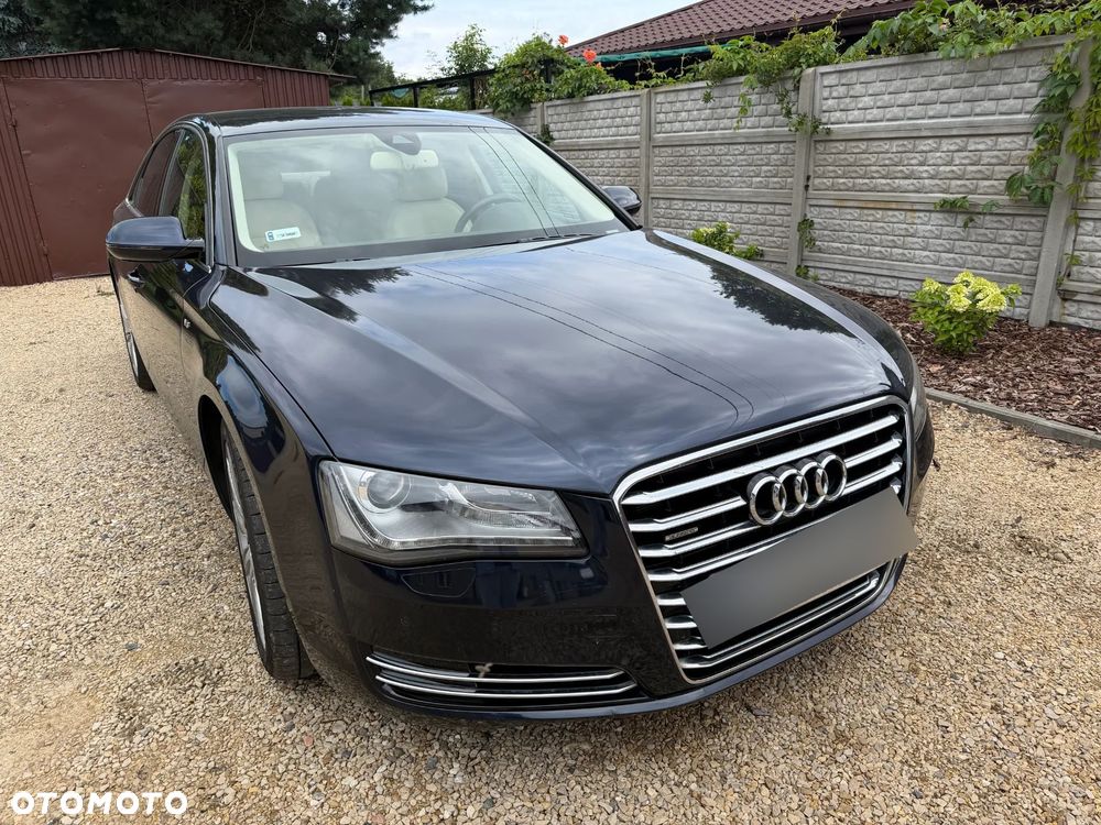 Audi A8 4.2 FSI Quattro - 1