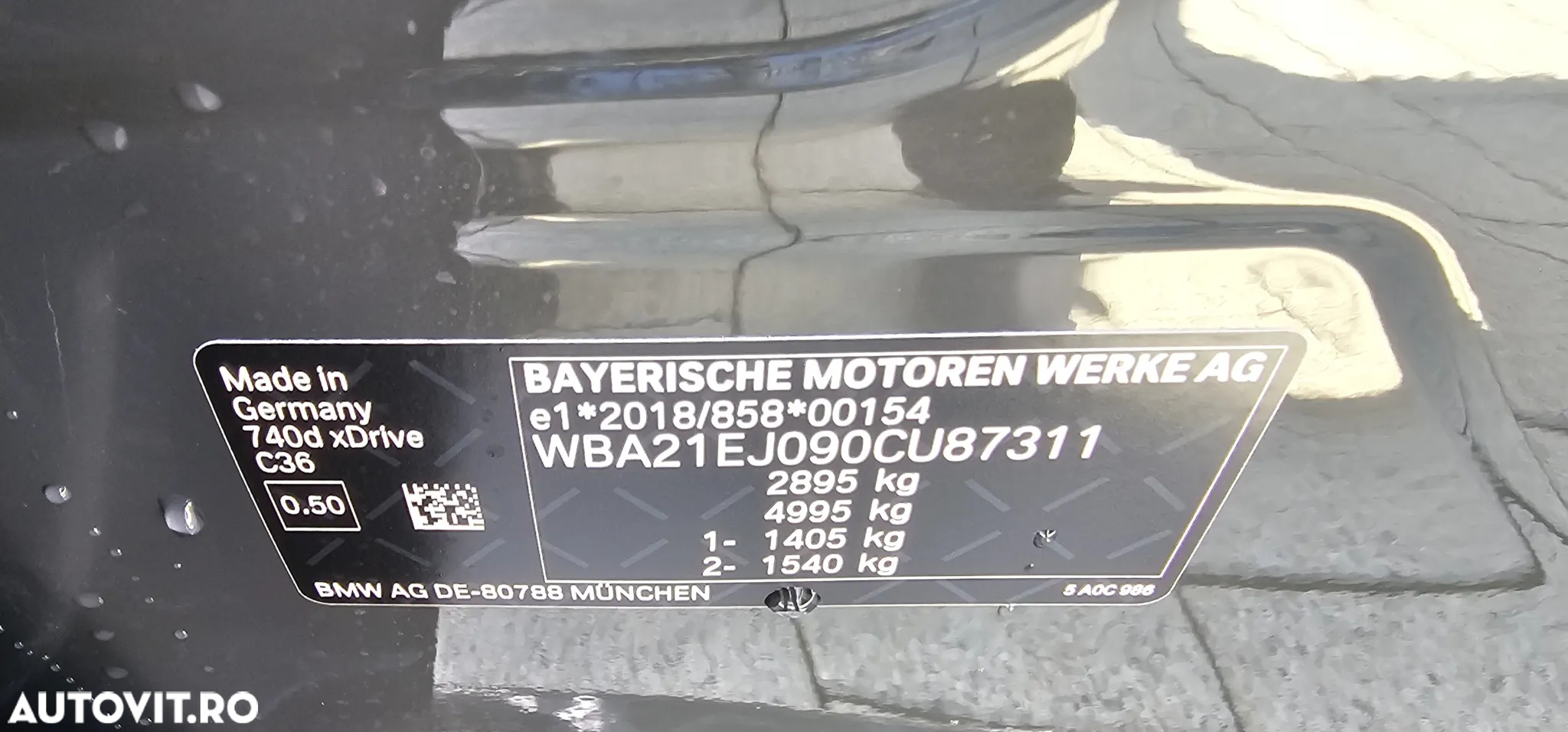 BMW Seria 7 740d xDrive MHEV - 11