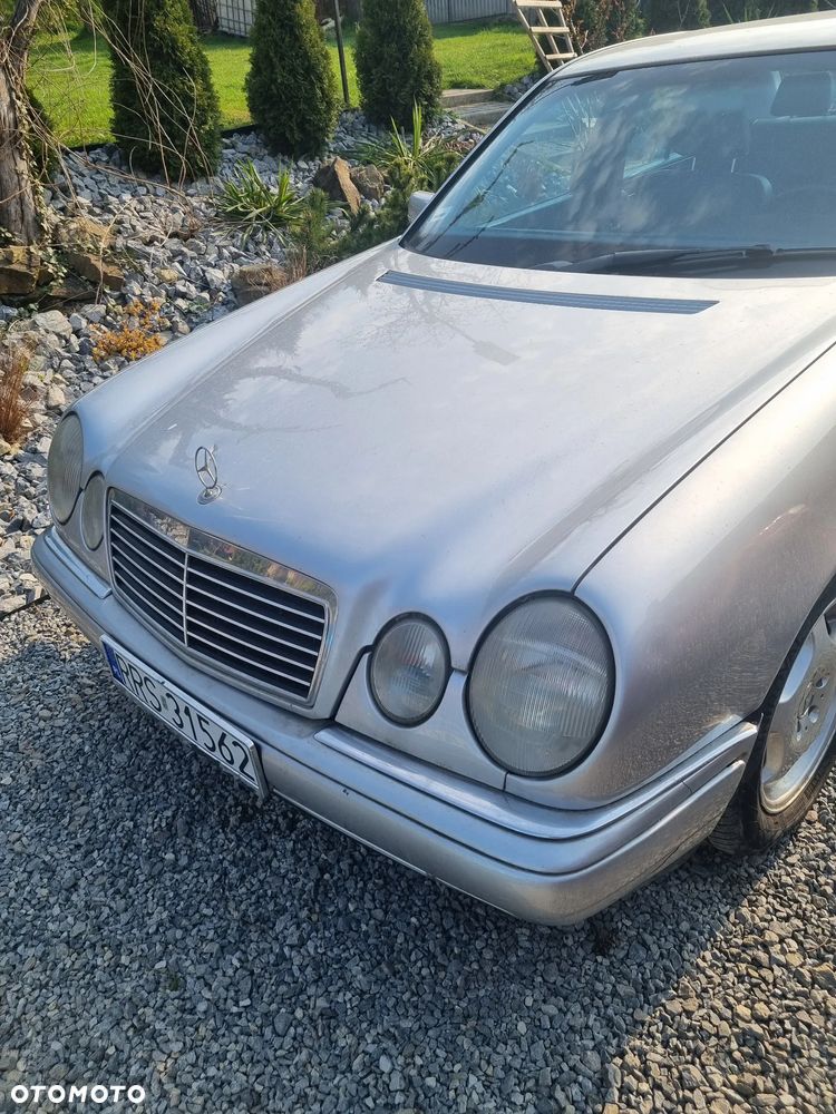 Mercedes-Benz Klasa E 200 Kompressor Avantgarde - 1