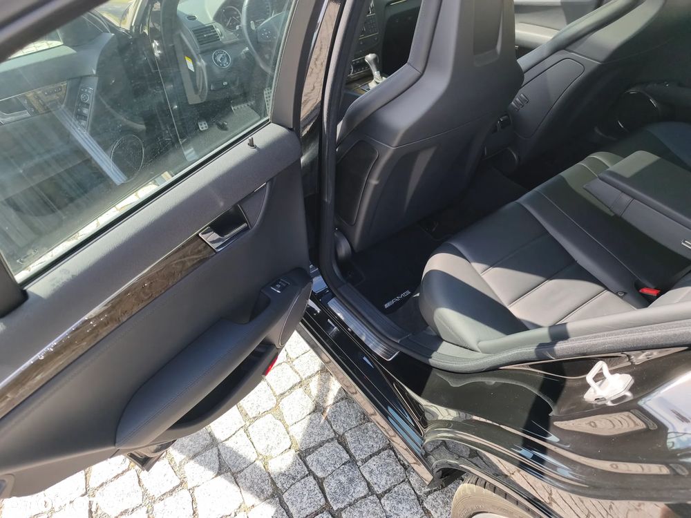 Mercedes-Benz Klasa C 63 AMG 7G-TRONIC SPORT EDITION - 23