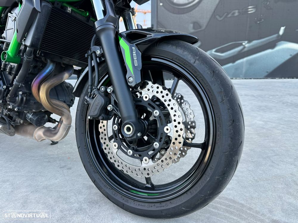 Kawasaki Z 650 - 6