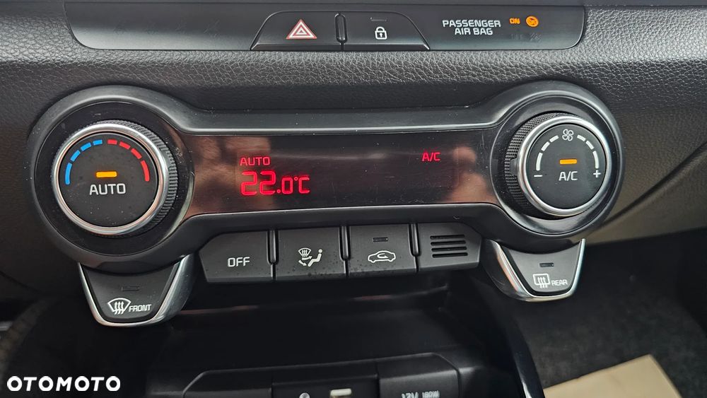 Kia Stonic 1.6 CRDi SCR XL - 14
