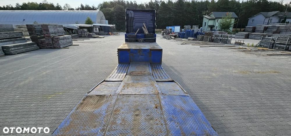 Fruehauf - 14