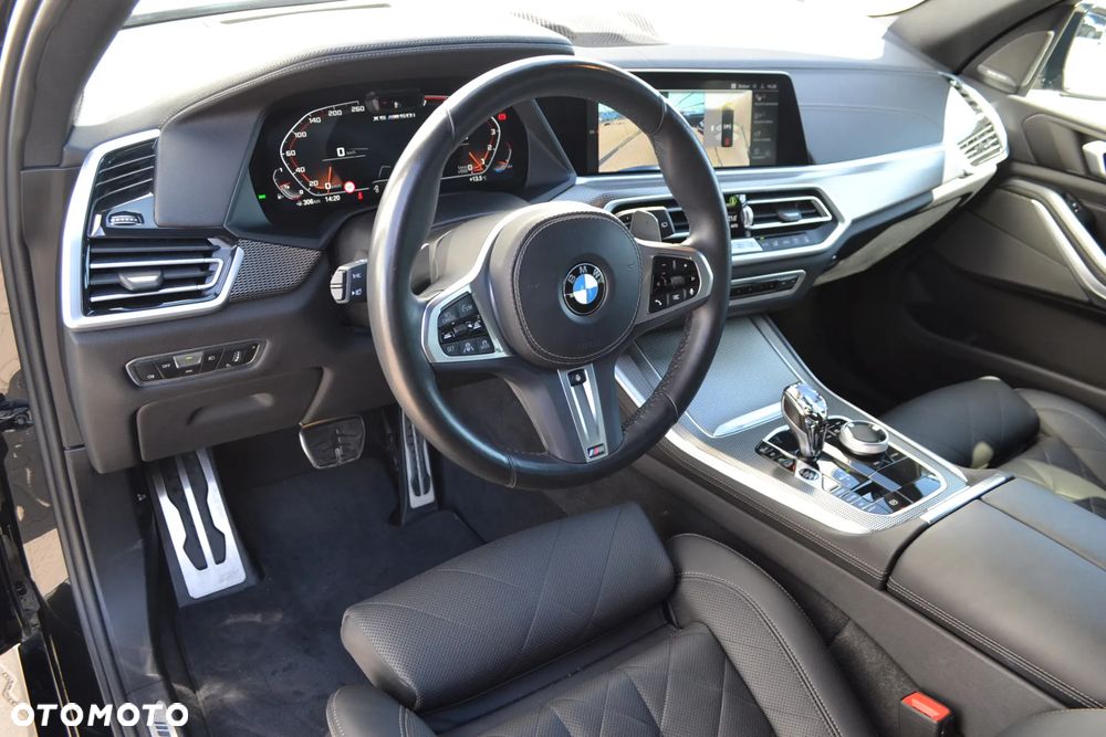 BMW X5 M M50i - 7