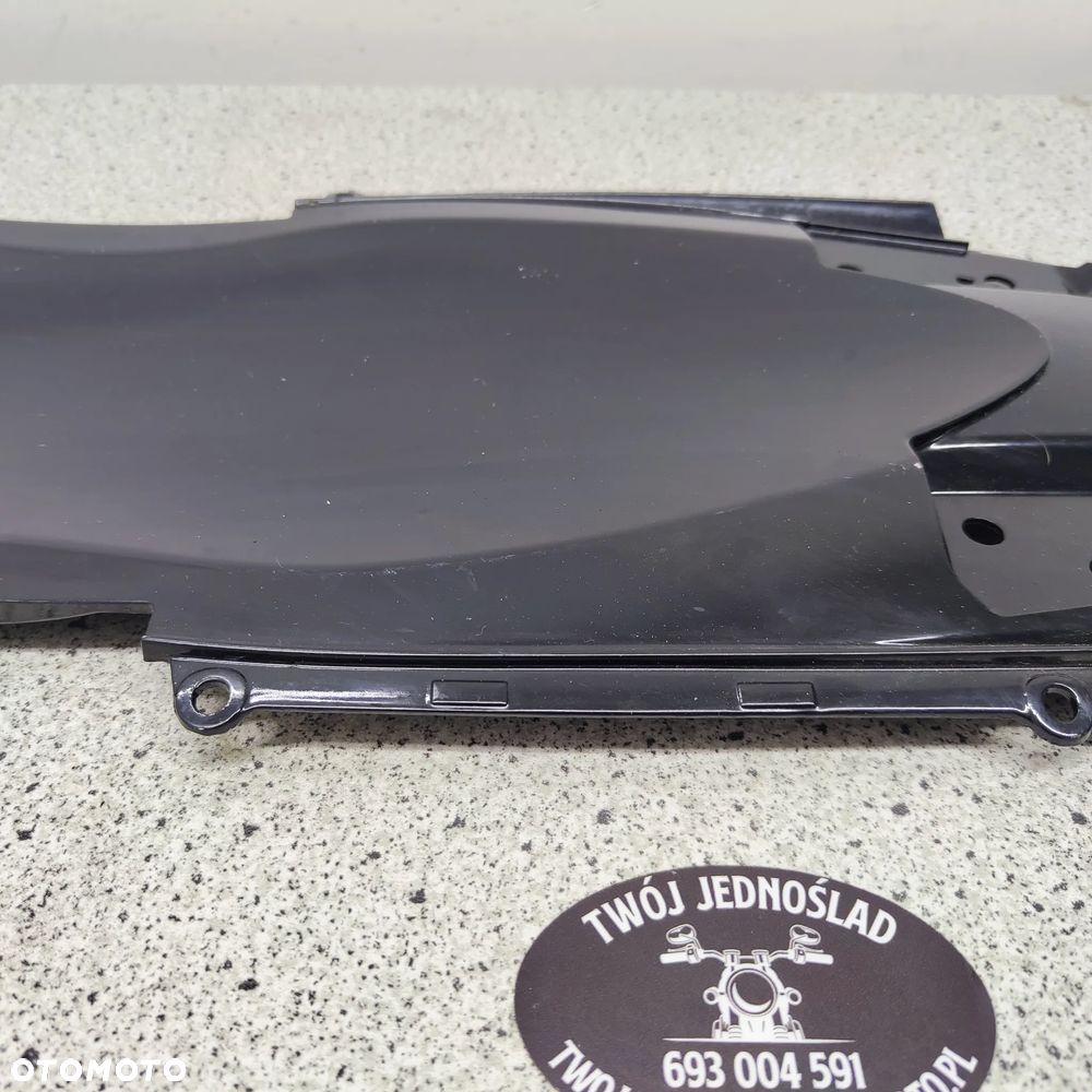 Wypełnienie, nadkole, osłona, owiewka Suzuki GSX-R 1000 GSXR 1000 K7 K8 - 9