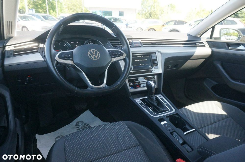 Volkswagen Passat 2.0 TDI EVO Essence DSG - 17