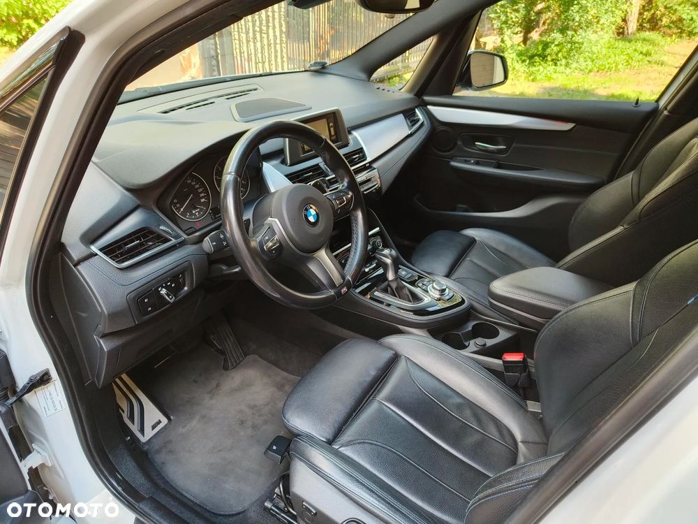 BMW Seria 2 220d xDrive M Sport - 1