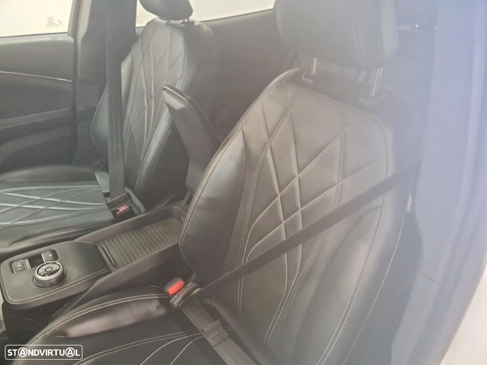 Ford Mustang Mach-E Standard - 7