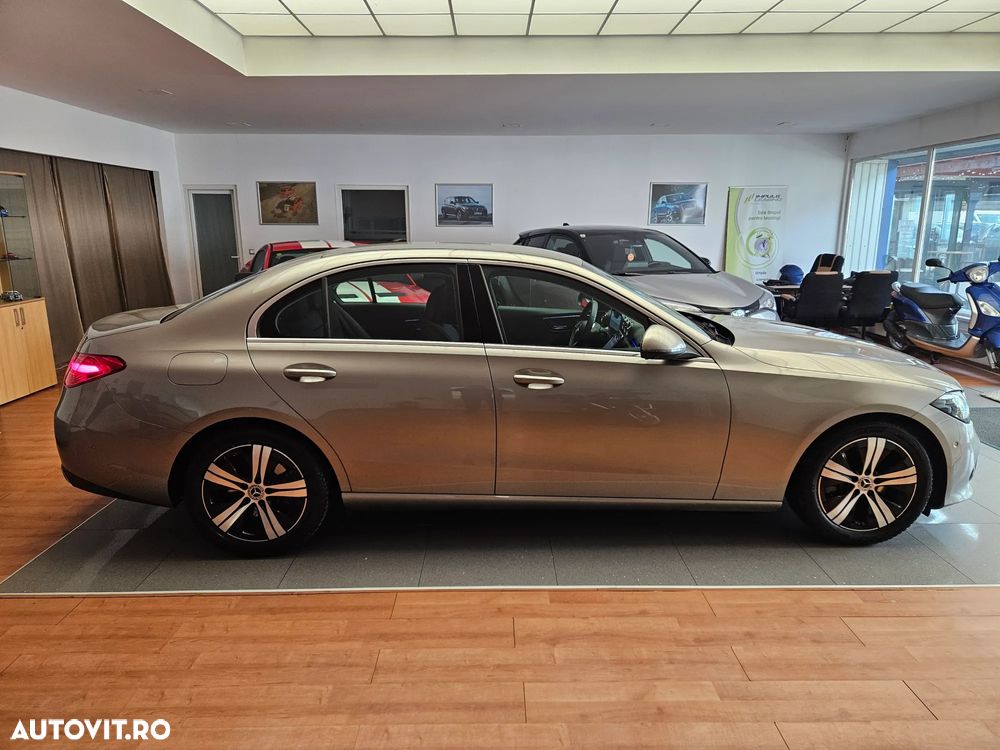 Mercedes-Benz C 300 MHEV - 4