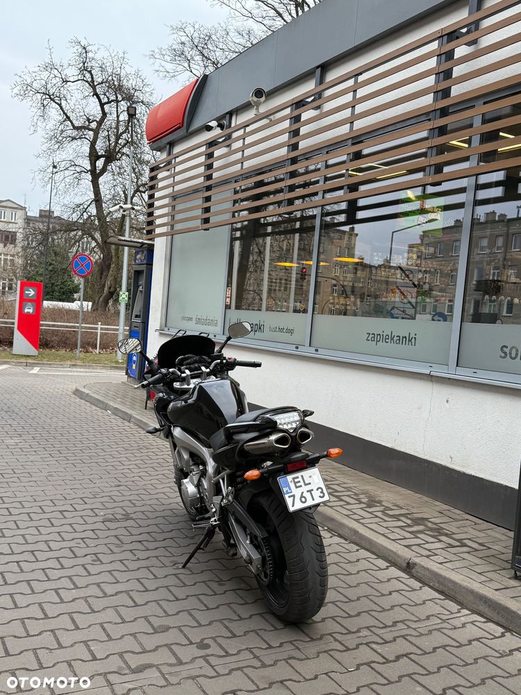 Yamaha FZ6 - 4