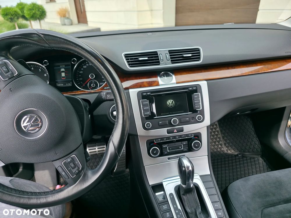 Volkswagen Passat 1.8 TSI Highline DSG - 18