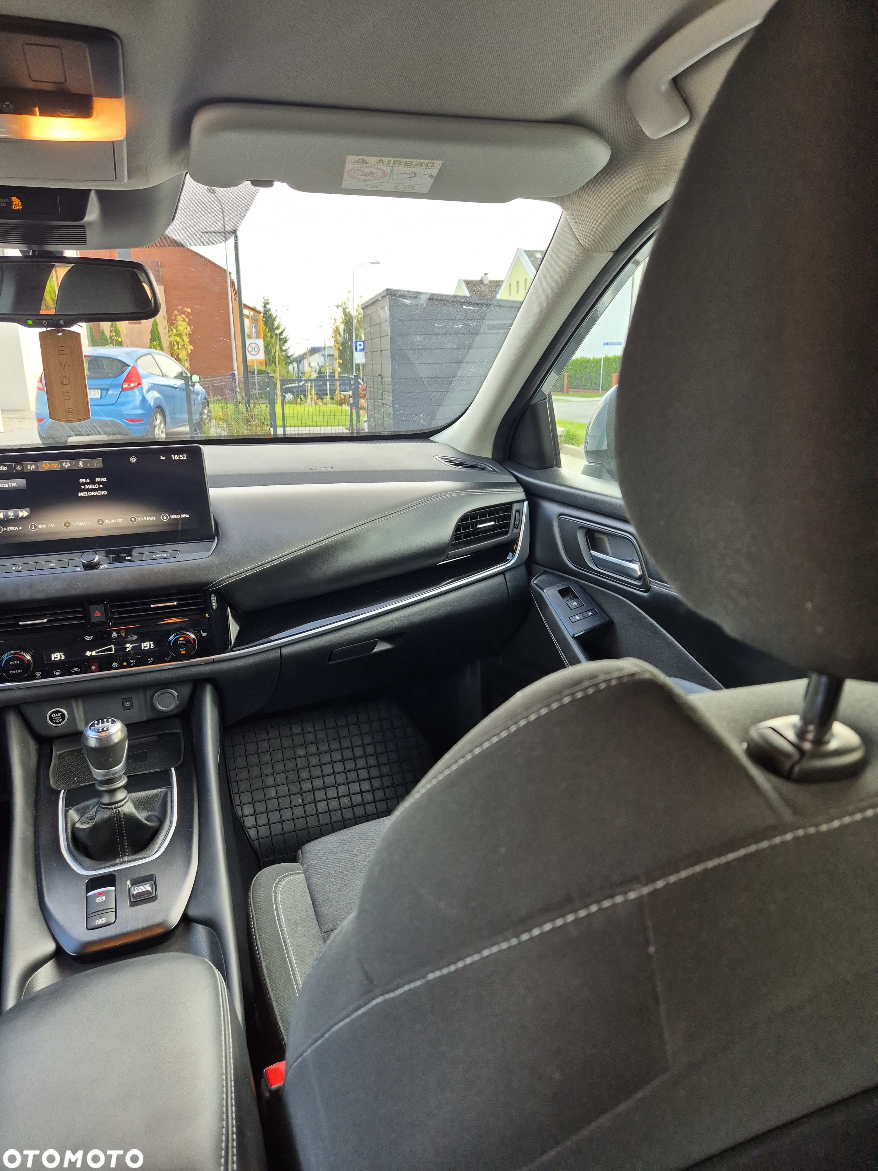 Nissan Qashqai 1.3 DIG-T N-Connecta - 10