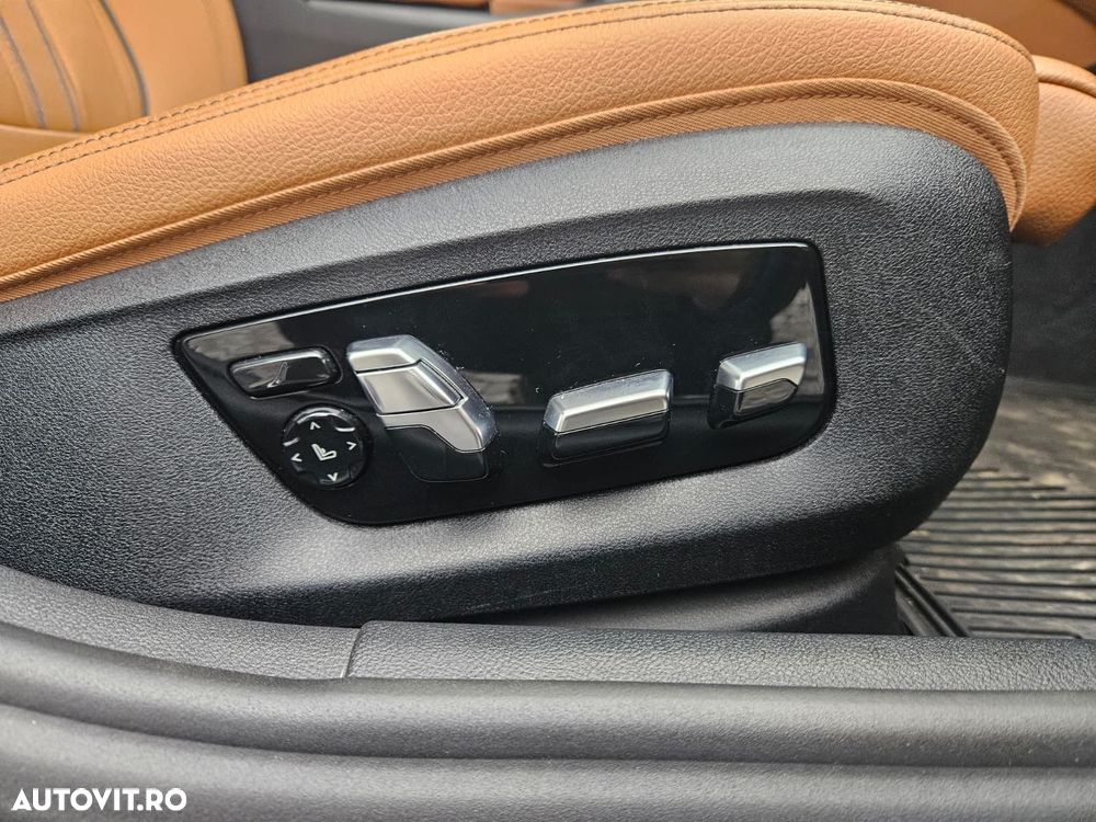 BMW Seria 5 530i xDrive AT MHEV - 20