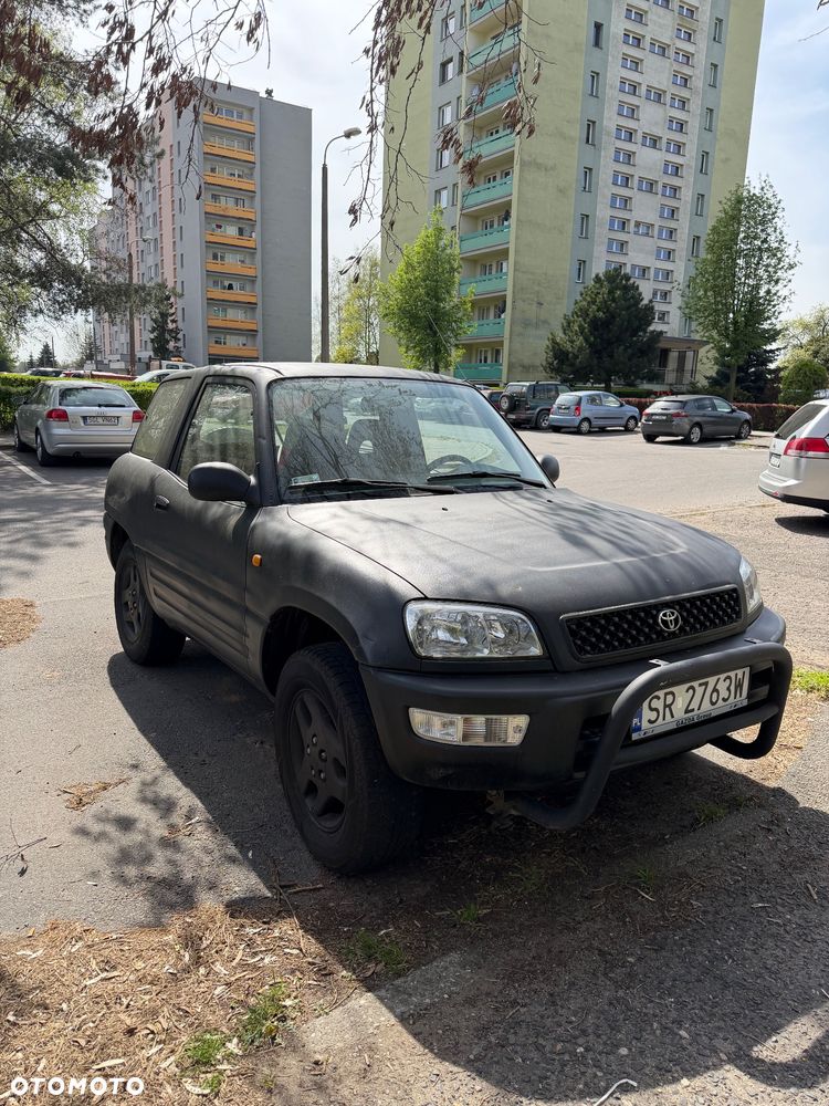 Toyota RAV4 2.0 - 2